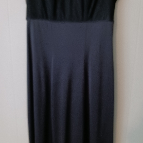 Performance Apparel Formal Black Dress Sz 4 - Picture 4 of 11